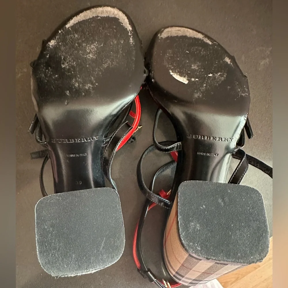 Burberry Black & Red Plaid Block Heel Sandals - Picture 4 of 7